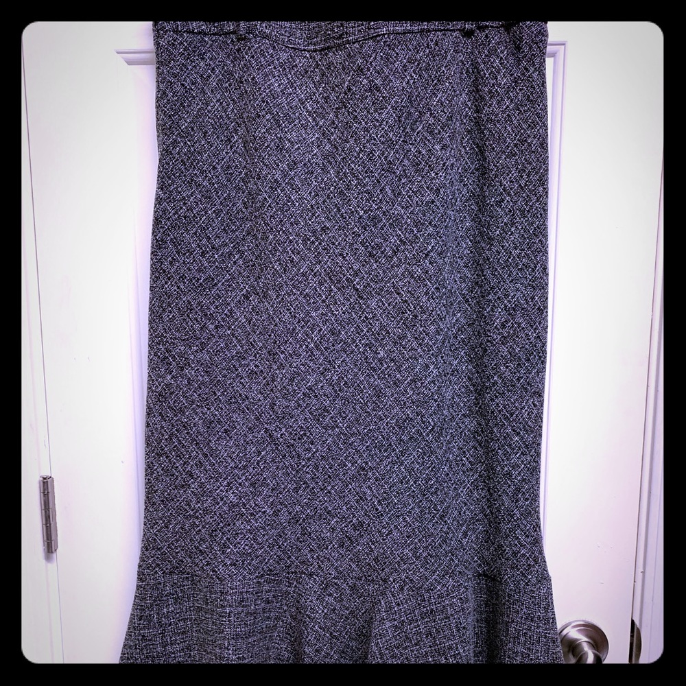 Style & Co Pencil style, pleated mermaid hem,